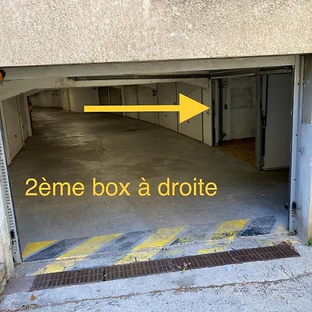 Village Parking * Κασί