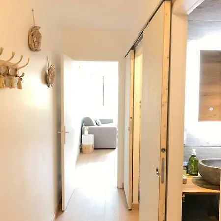 Village Parking Κασί